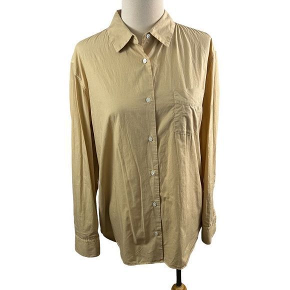 NWOT NILI LOTAN Kristen Button-Up Shirt‎ in Sand (S) - Picture 3 of 13